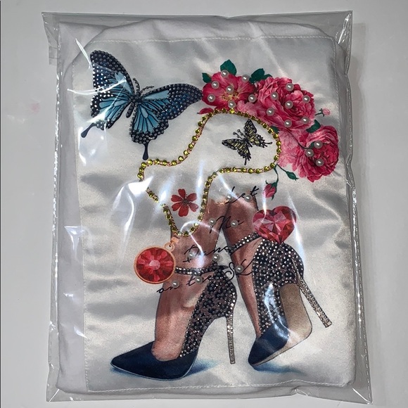 Glam Shoe Diva Graphic Tee w Pearls [TO-75] - Picture 8 of 8